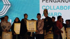 Read more about the article AMMAR Raih Penghargaan “Remaja Masjid Kreatif” dari Wali Kota Banda Aceh