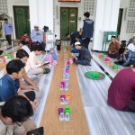 AMMAR dan Volunteer Ramadhan Perkuat Layanan Jamaah di Masjid Oman