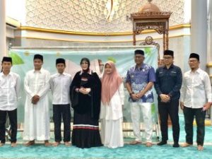 Read more about the article Walikota Banda Aceh Tutup Daurah Al-Qur’an Ramadhan Masjid Oman Al-Makmur.