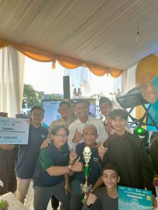 Read more about the article Pakai Rapai hingga Helm, Grup Amore Remaja Masjid Oman Juara 1 Lomba Jingle Sahur BSI