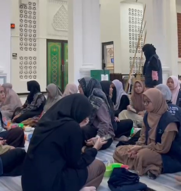 Read more about the article AMMAR Kembali Berdayakan Anak Muda, Hidupkan Aktivitas Masjid Oman Pasca Ramadhan